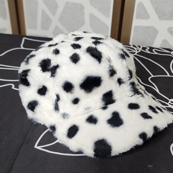 Plush Baseball Cap | Dalmatian - Picture 5 of 6